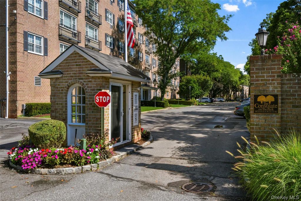 1 Consulate Drive # 3-f, Tuckahoe