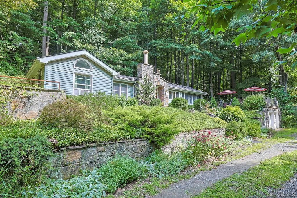 46 Gallows Hill Road, Cortlandt Manor