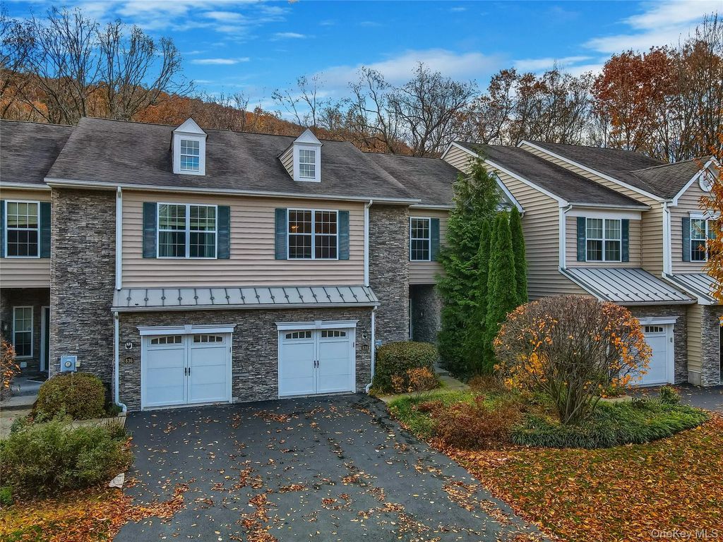 834 Huntington Drive, Fishkill