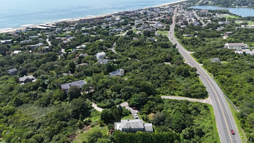 84 N Surfside Avenue, Montauk