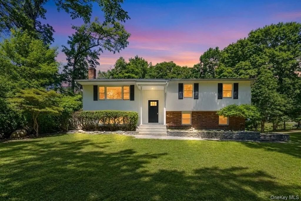 42 Noahs Path, Rocky Point