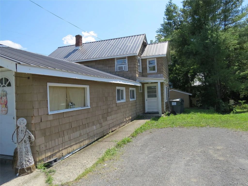 776 Route 284, Westtown