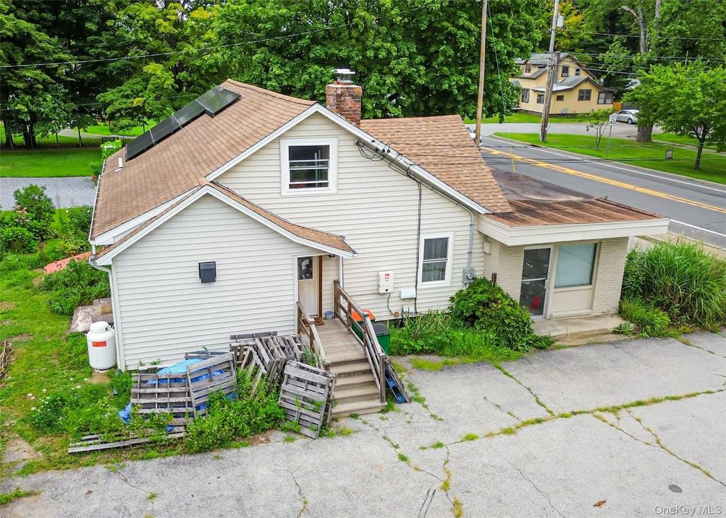 1085 Violet Avenue, Hyde Park