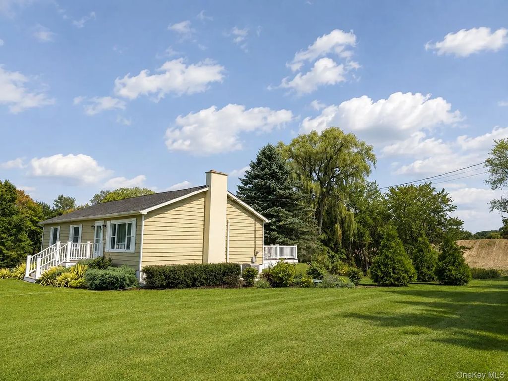 417 Tripp Road, Millerton