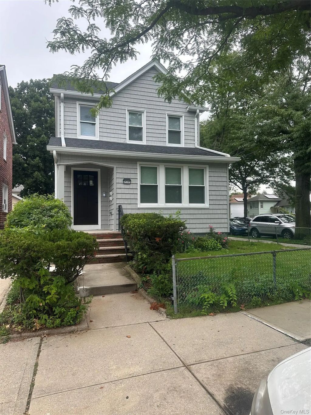 243-61 Mayda Road, Rosedale