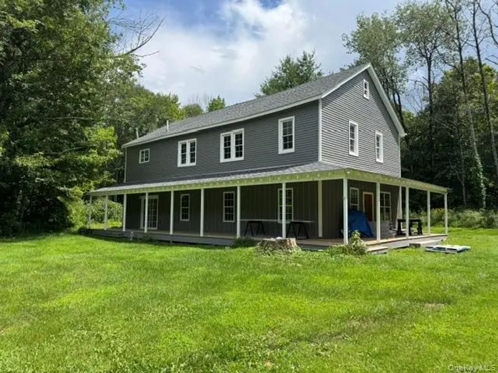 2794 Cty Rte 55, Bethel