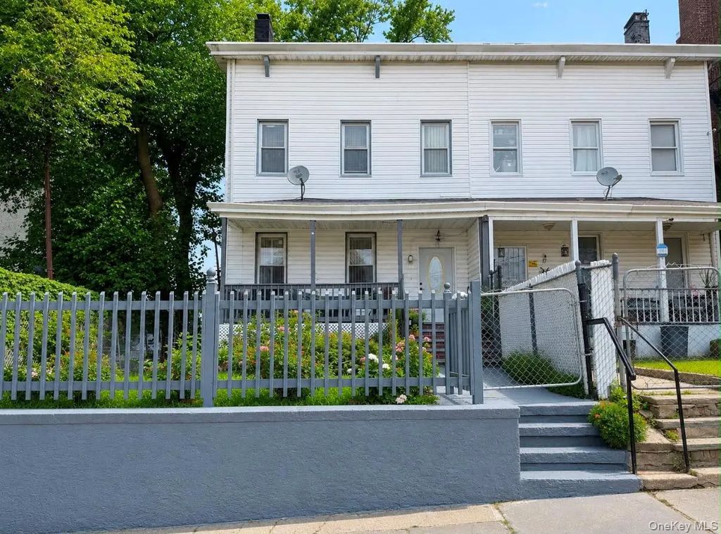 35 Cortlandt Street, Mount Vernon
