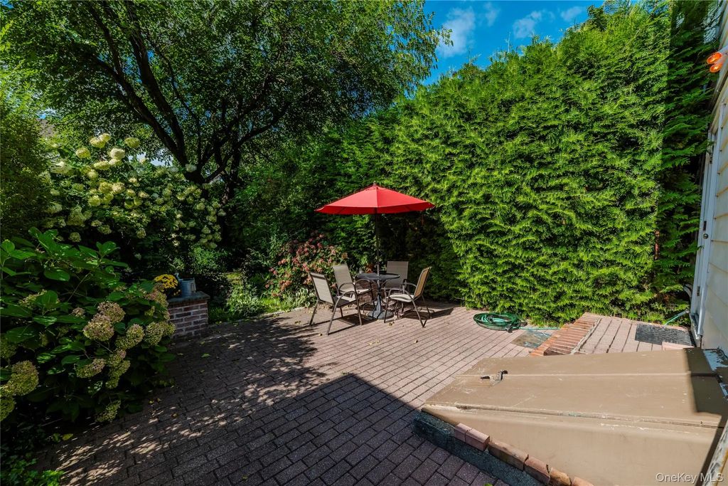 13 Kemble Avenue, Cold Spring