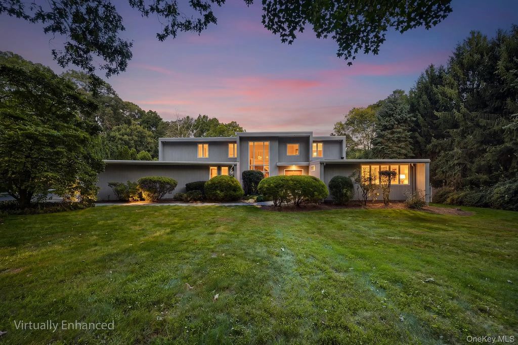 21 Kings Grant Way, Briarcliff Manor