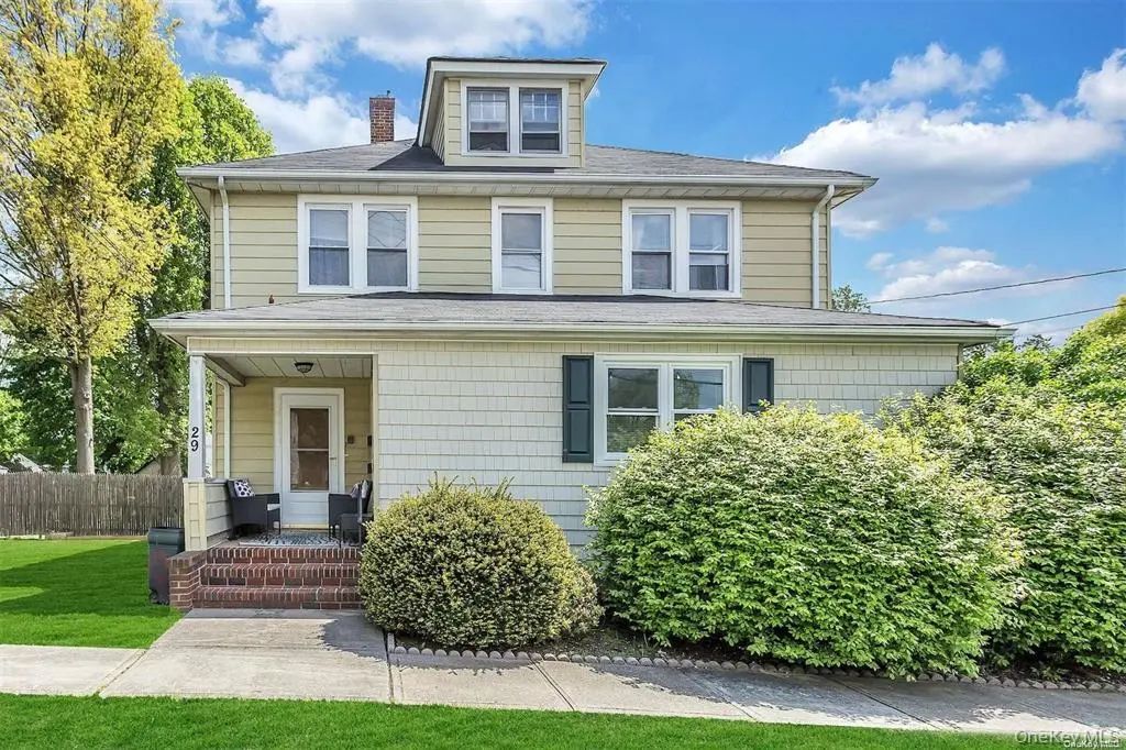 29 Ford Street, Glen Cove