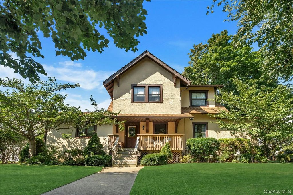 3060 Eastern Parkway, Baldwin