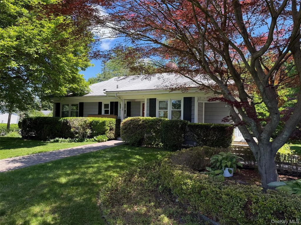 135 Worthington Road, White Plains