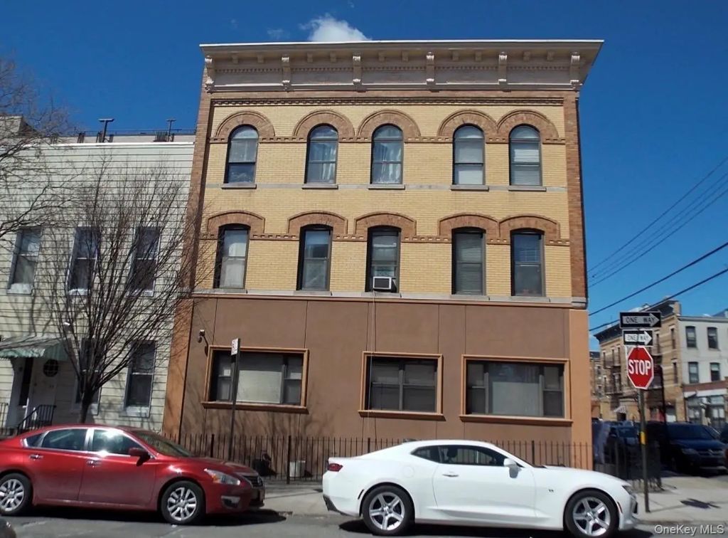 690 Fairview Ave # 1b, Ridgewood