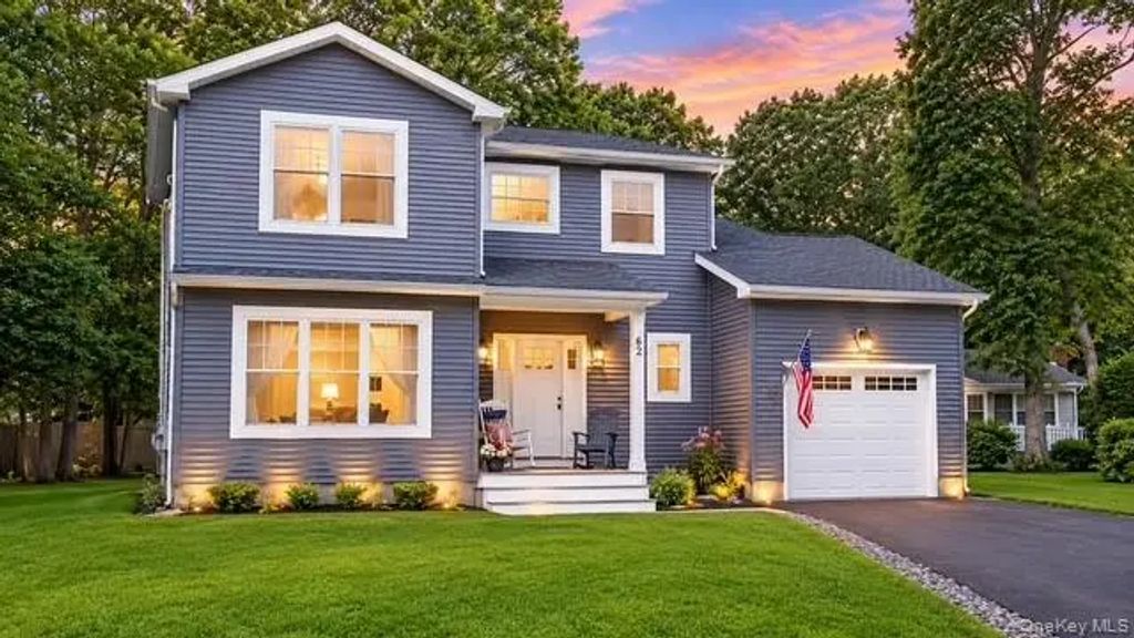 62 Mill Drive, Mastic Beach