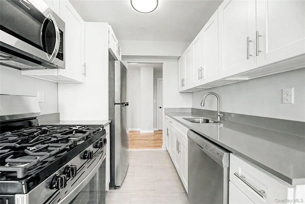 671 Bronx River Road # 6k, Yonkers