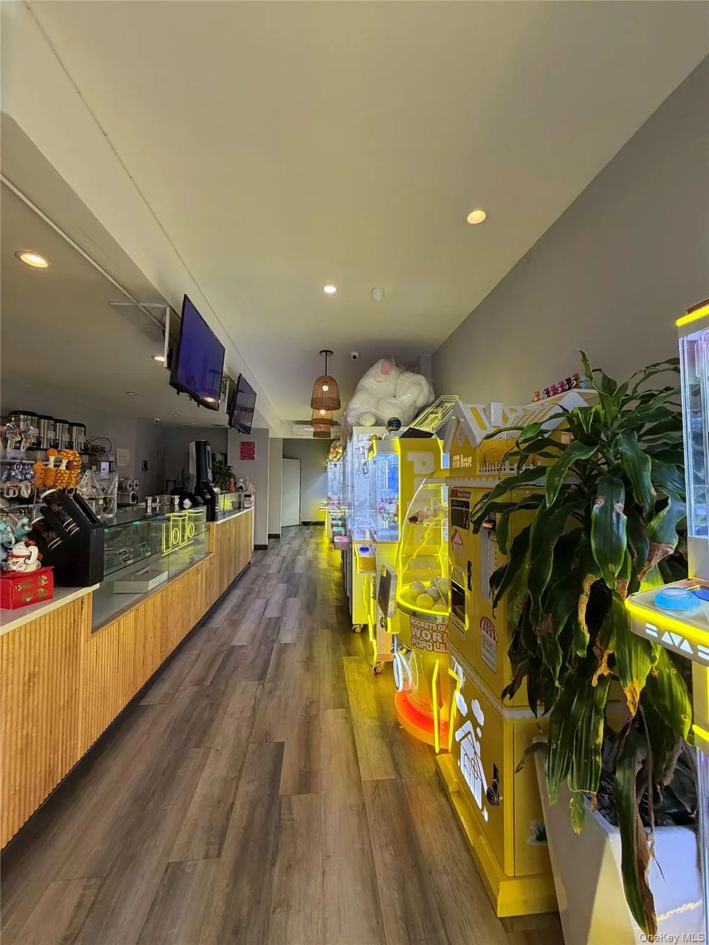 4214 Bell Boulevard # 1st Fl, Bayside