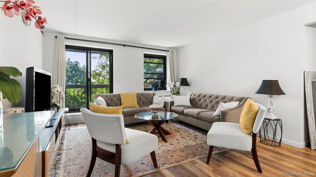 1376 Midland Avenue # 404, Bronxville