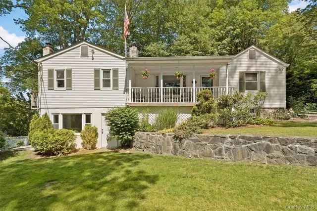 13 Split Rock Road, Mahopac