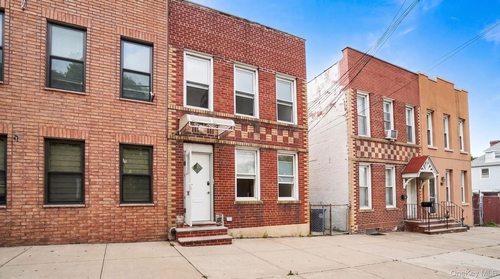 5722 63rd Street, Maspeth
