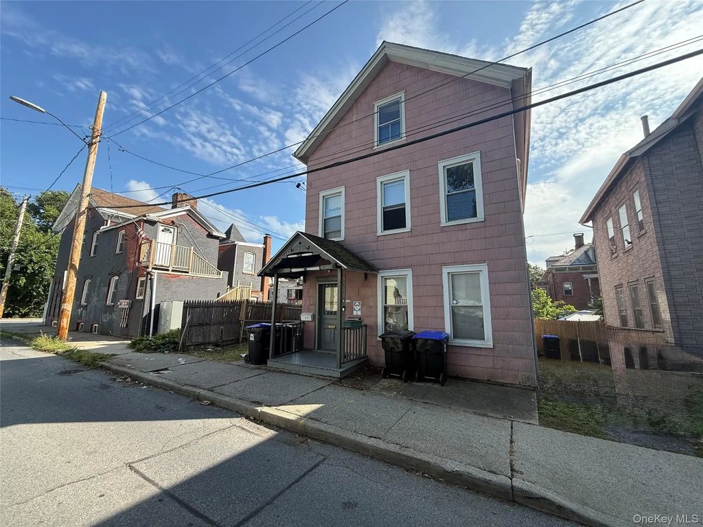 2 Charles Street # 2, Poughkeepsie