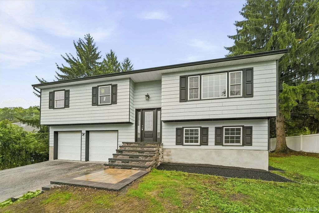 57 Keats Drive, New Windsor