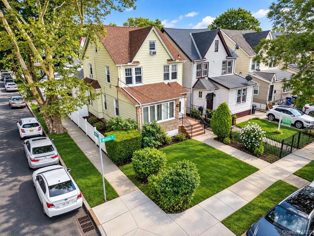 89-01 Moline Street, Queens Village