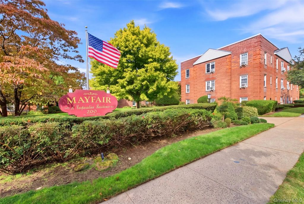 200 N Village Avenue # D7, Rockville Centre
