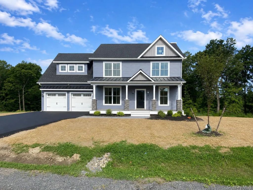 71 Lotus Drive, Slate Hill