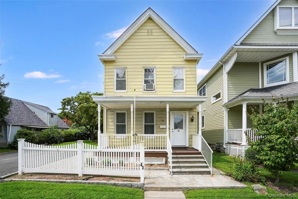 43 Northfield Avenue, Dobbs Ferry