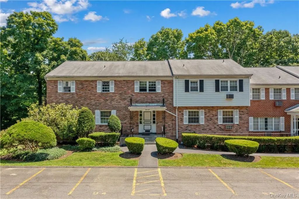 315 Woodland Hills Road, White Plains