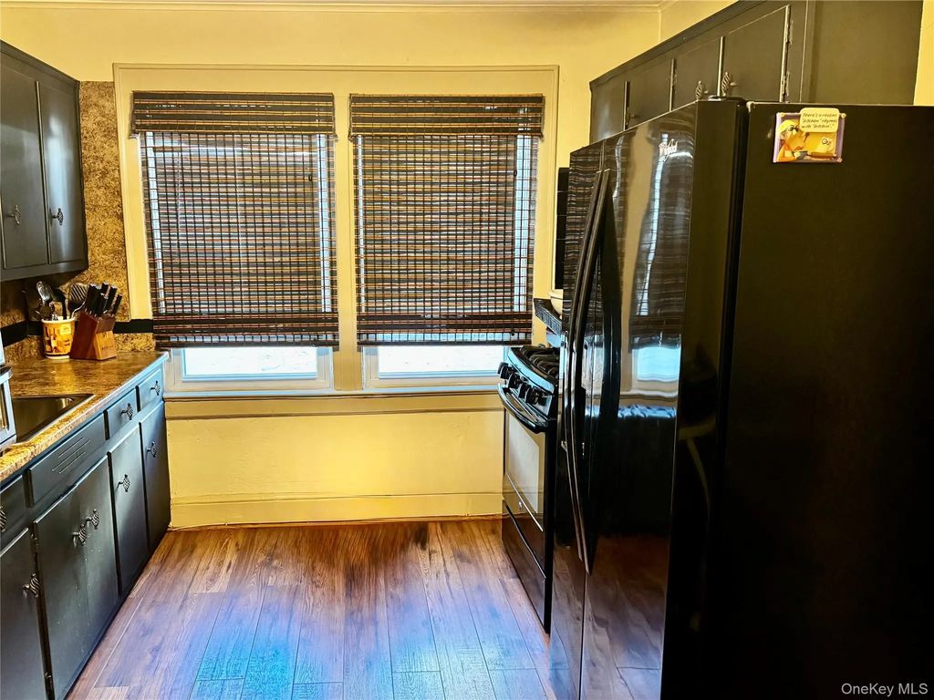 3929 Merrick Road, Seaford