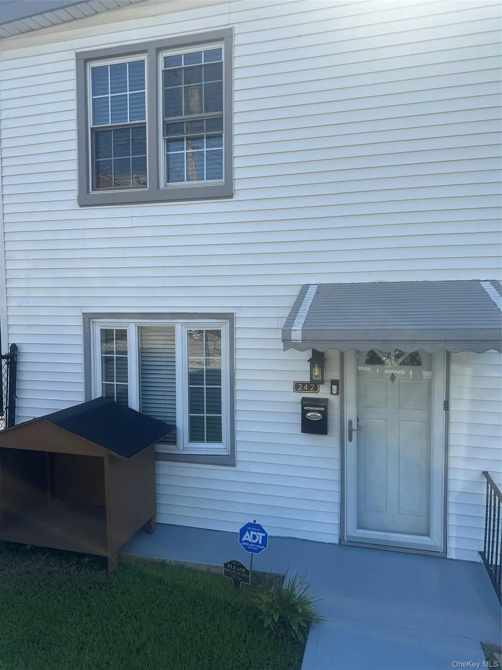 242 Sommerville Place, Yonkers
