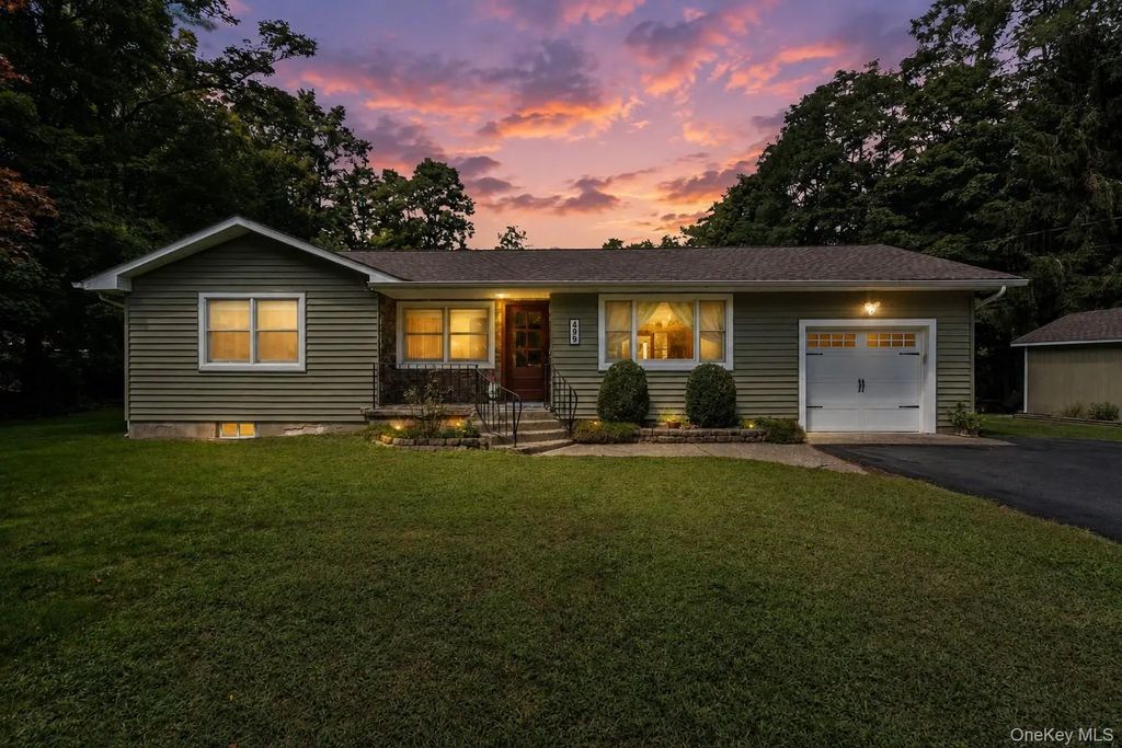 499 Old Dutch Hollow Road, Monroe