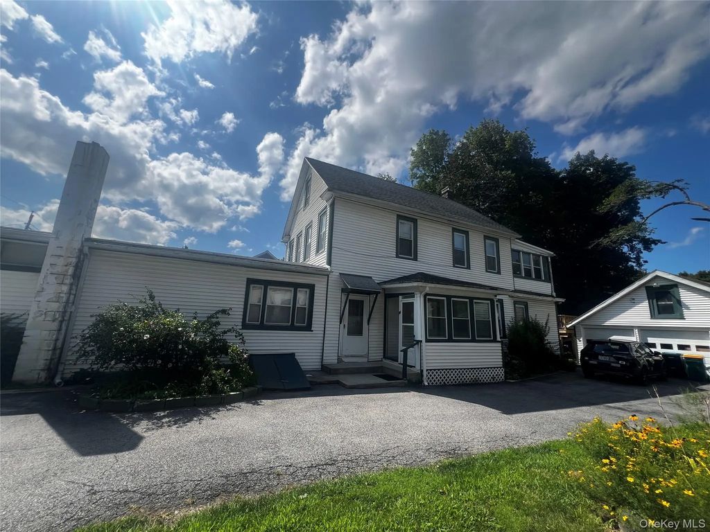 29 Lake Street, Poughkeepsie