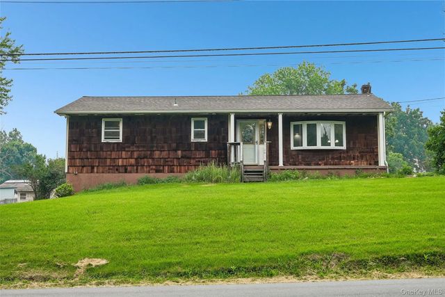 53 W Ridge Road, Warwick