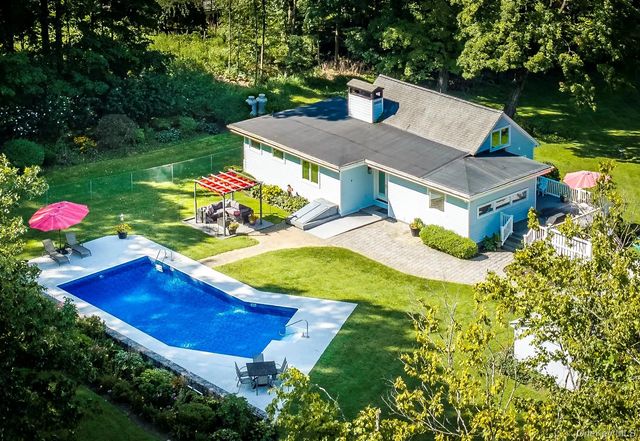 Photo of Listing #1042803