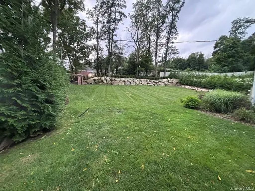 915 Route 9w, Fort Montgomery