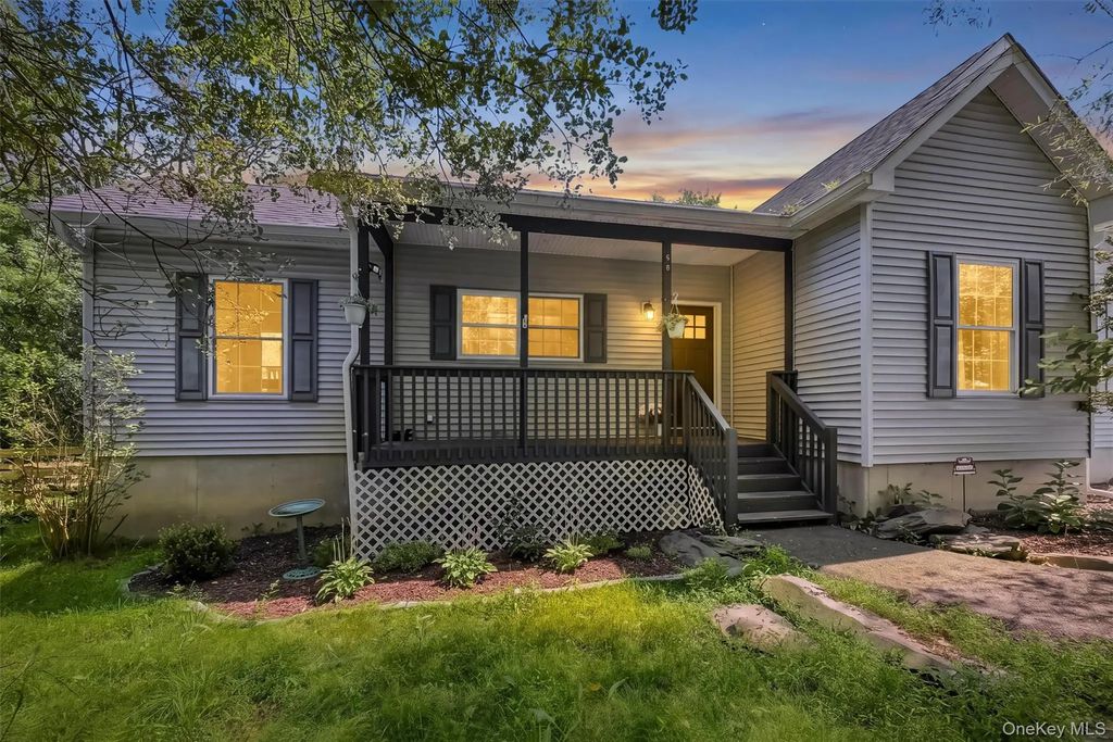 50 Hambletonian Avenue, Chester