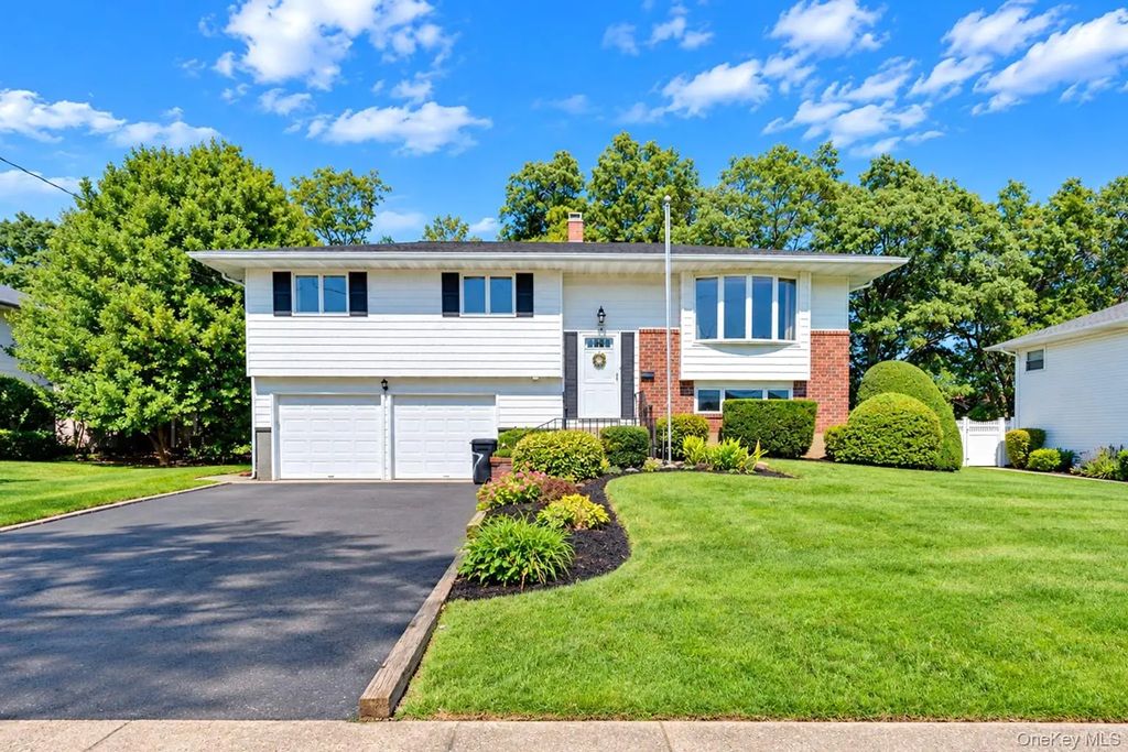 107 Headline Road, Deer Park