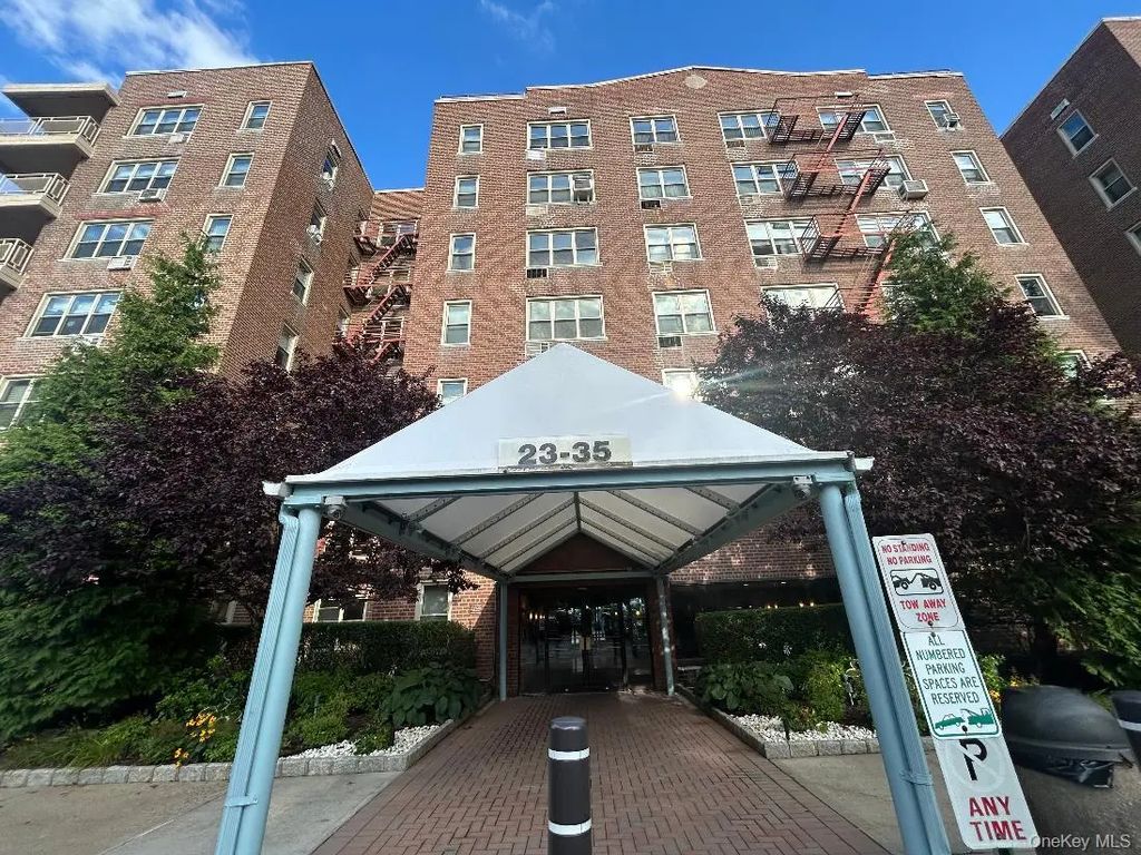 23-35 Bell Boulevard # 3h, Bayside