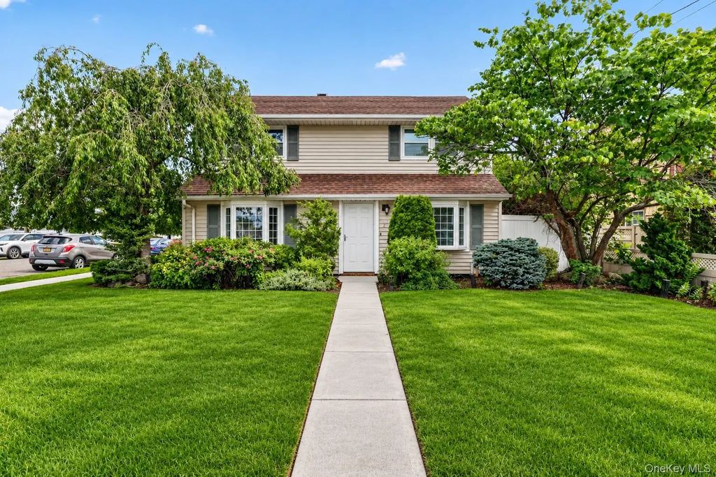 269 Forest Avenue, Massapequa