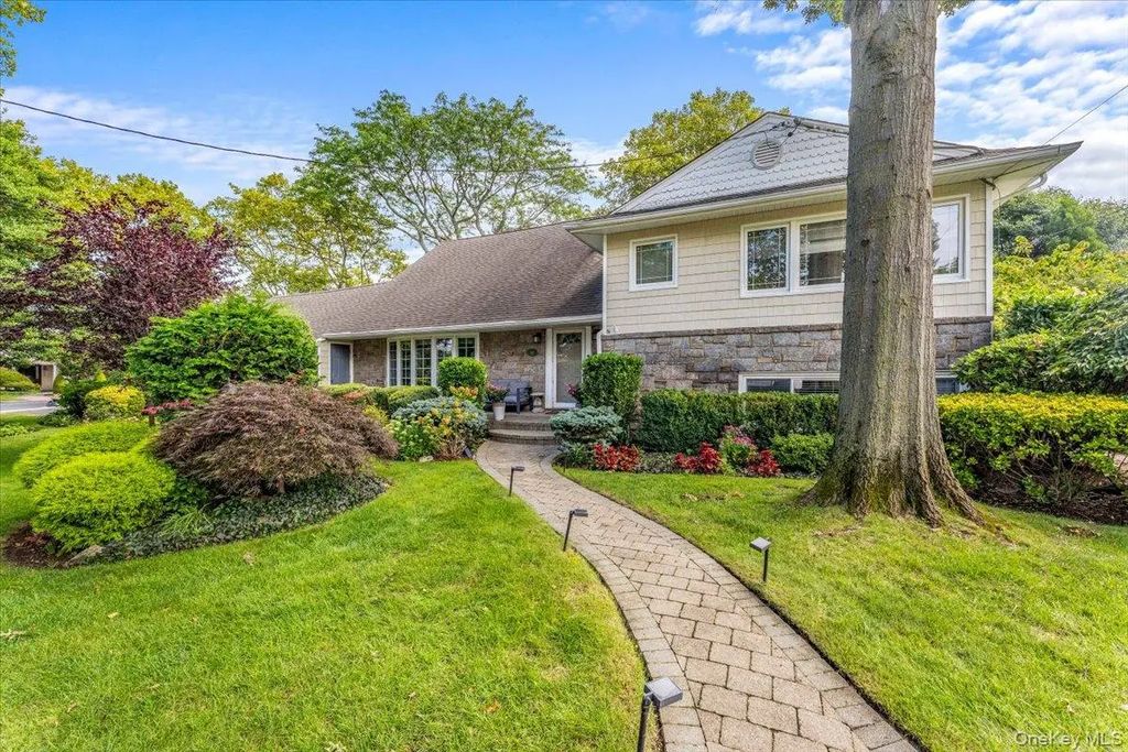 616 Woodmere Boulevard, Woodmere