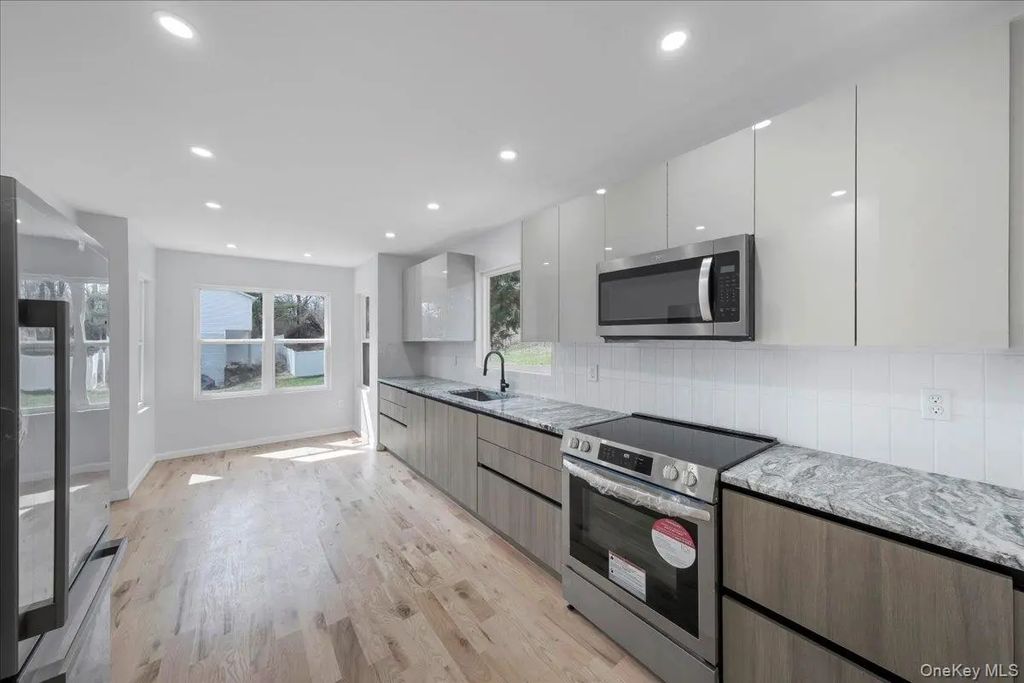 1435 Route 208, Washingtonville