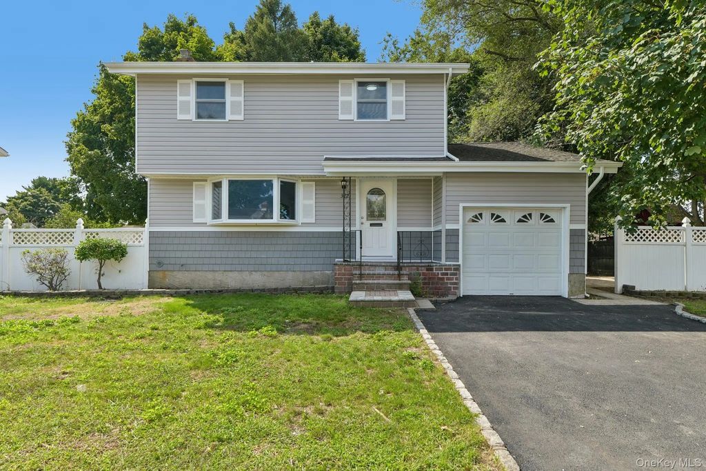 322 Barleau, Brentwood
