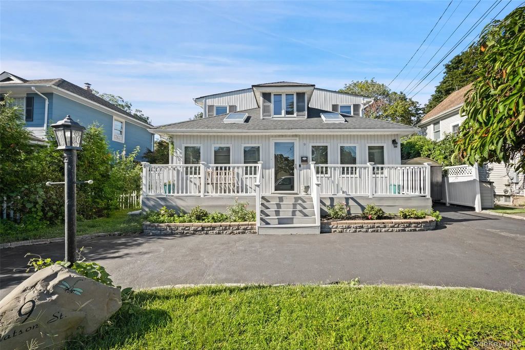 9 Watson Street, East Islip