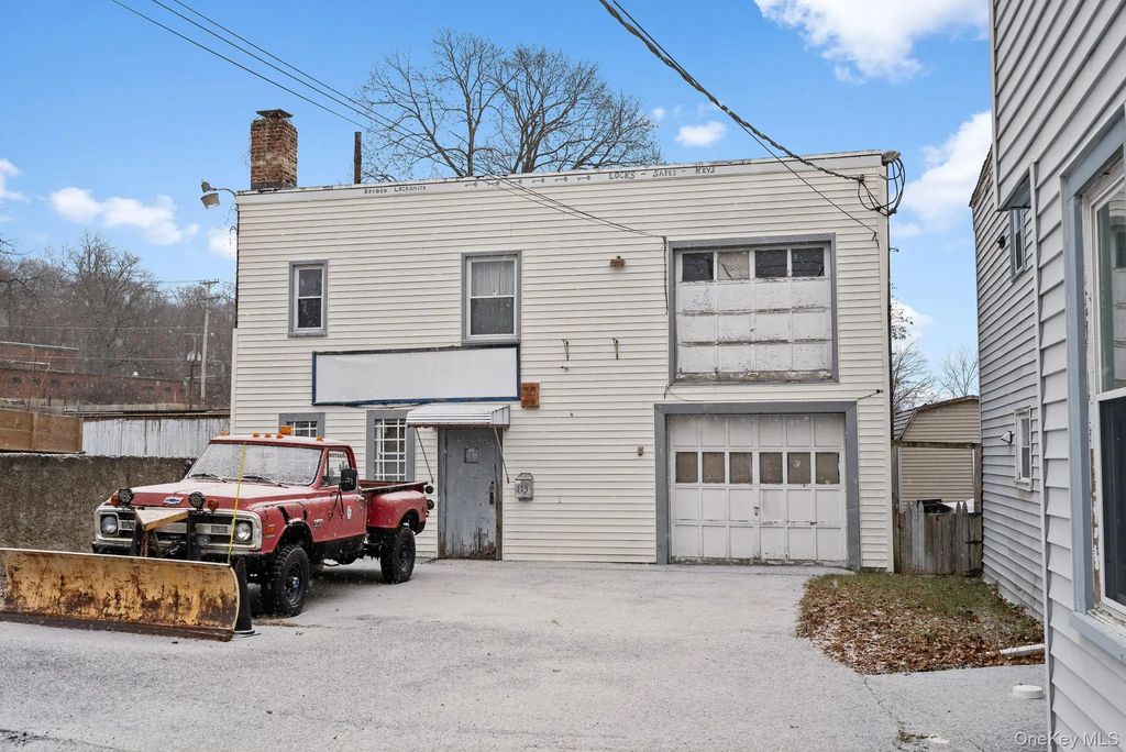 113 N Clinton Street, Poughkeepsie