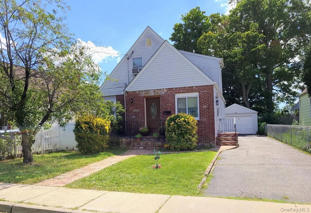 N/A, Hempstead