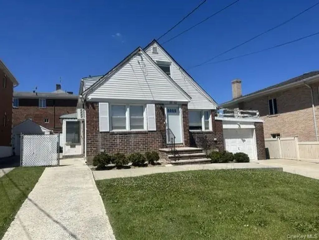 28-52 215th Place, Bayside