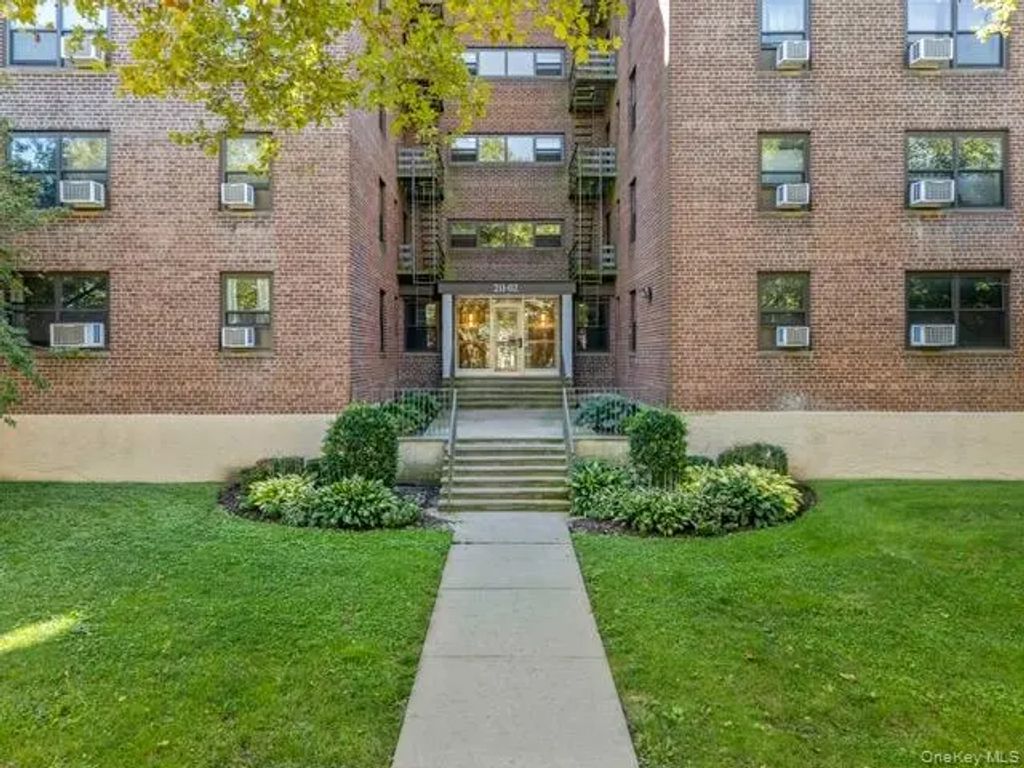 211-02 73rd Avenue # 1h, Bayside