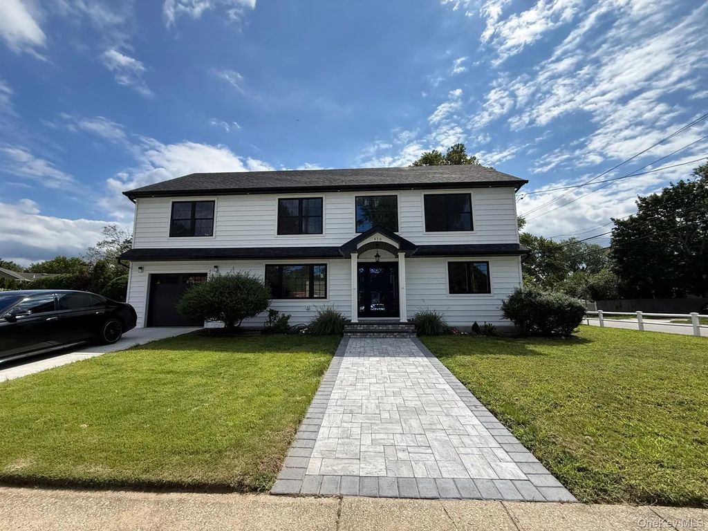 438 Von Elm Avenue, East Meadow